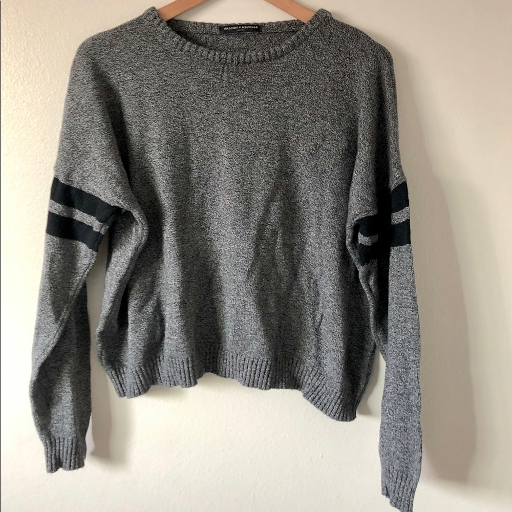 BRANDY MELVILLE SWEATER